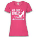 Junggesellenshirts.de Damenshirt XS / Fuchsia JGA Shirt Braut "Hier Kommt Die Braut"