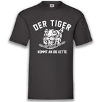 Junggesellenshirts.de Herrenshirt S / Schwarz JGA Shirt "Der Tiger Kommt An Die Kette"
